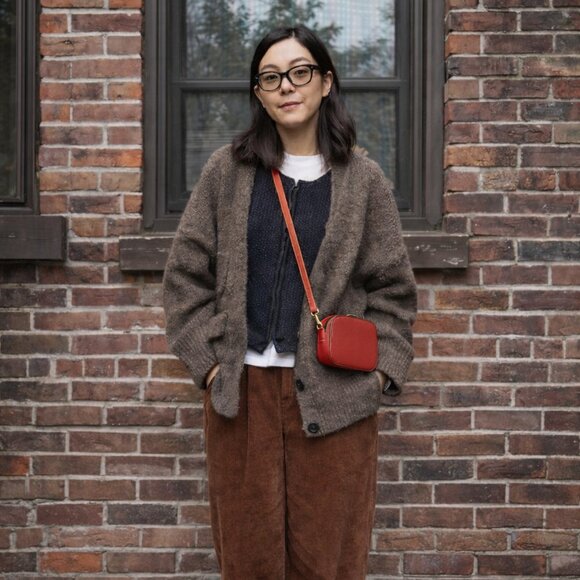 Michael Kors Hamilton Red Crossbody Bag Gold Chain Hardware Small Size Chic - Picture 2 of 9